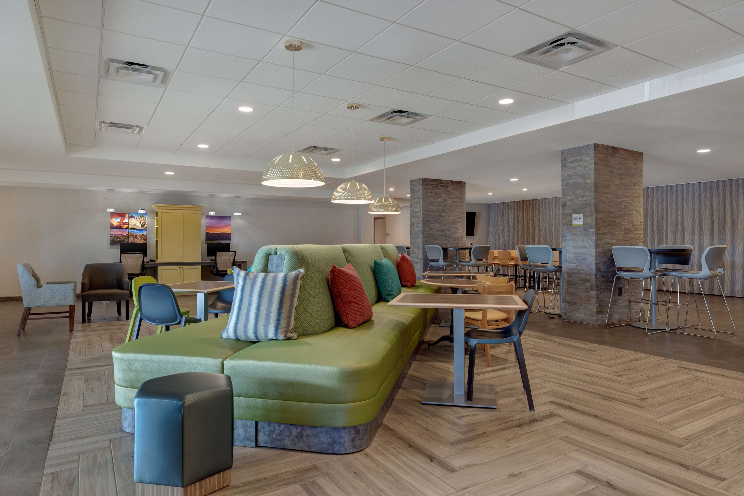 Lobby | Home2 Suites by Hilton Las Vegas Southwest I-215 Curve