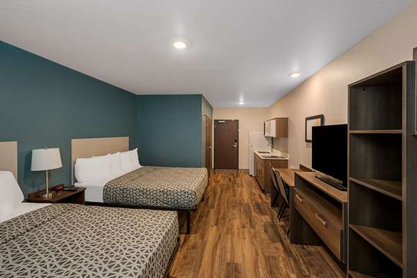  - WoodSpring Suites West Palm Beach - FL Turnpike, Exit 99