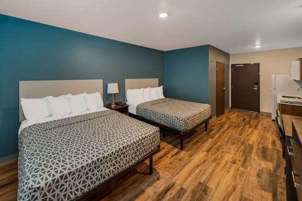  - WoodSpring Suites West Palm Beach - FL Turnpike, Exit 99