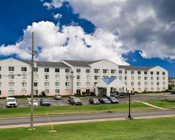Exterior view - Rodeway Inn Greenville