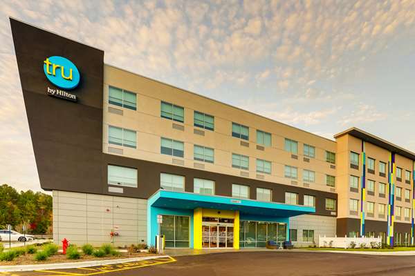 Exterior view - Tru by Hilton Hotel Smithfield - I-95, Exit 95