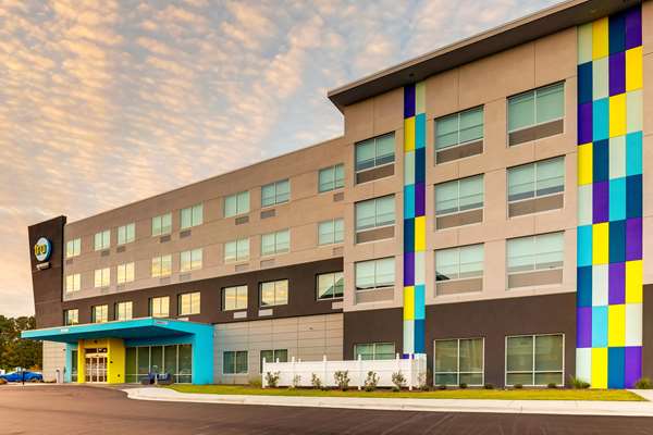Exterior view - Tru by Hilton Hotel Smithfield - I-95, Exit 95