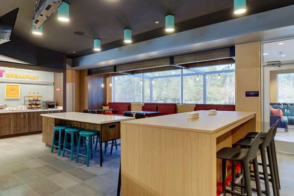 Amenities - Tru by Hilton Hotel Smithfield - I-95, Exit 95