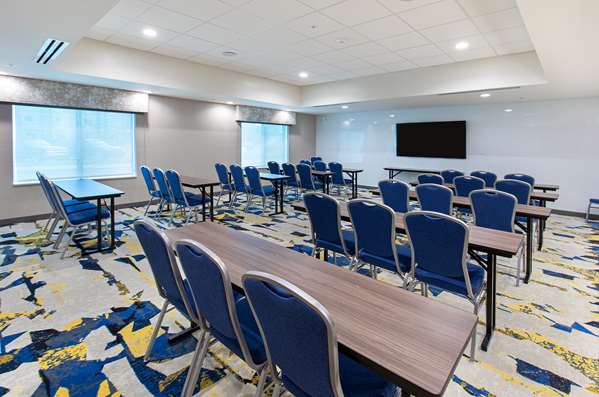  - Hampton Inn Albertville