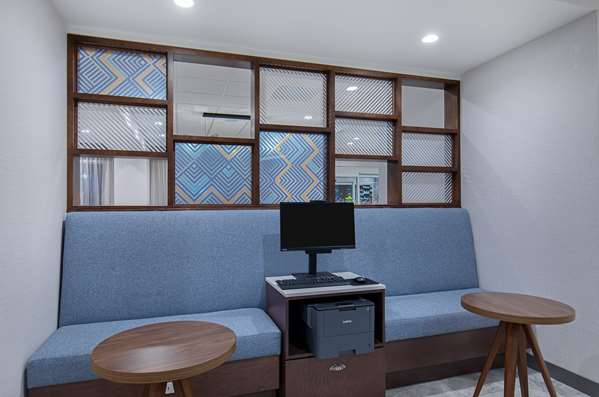 Conference Area - Hampton Inn Albertville