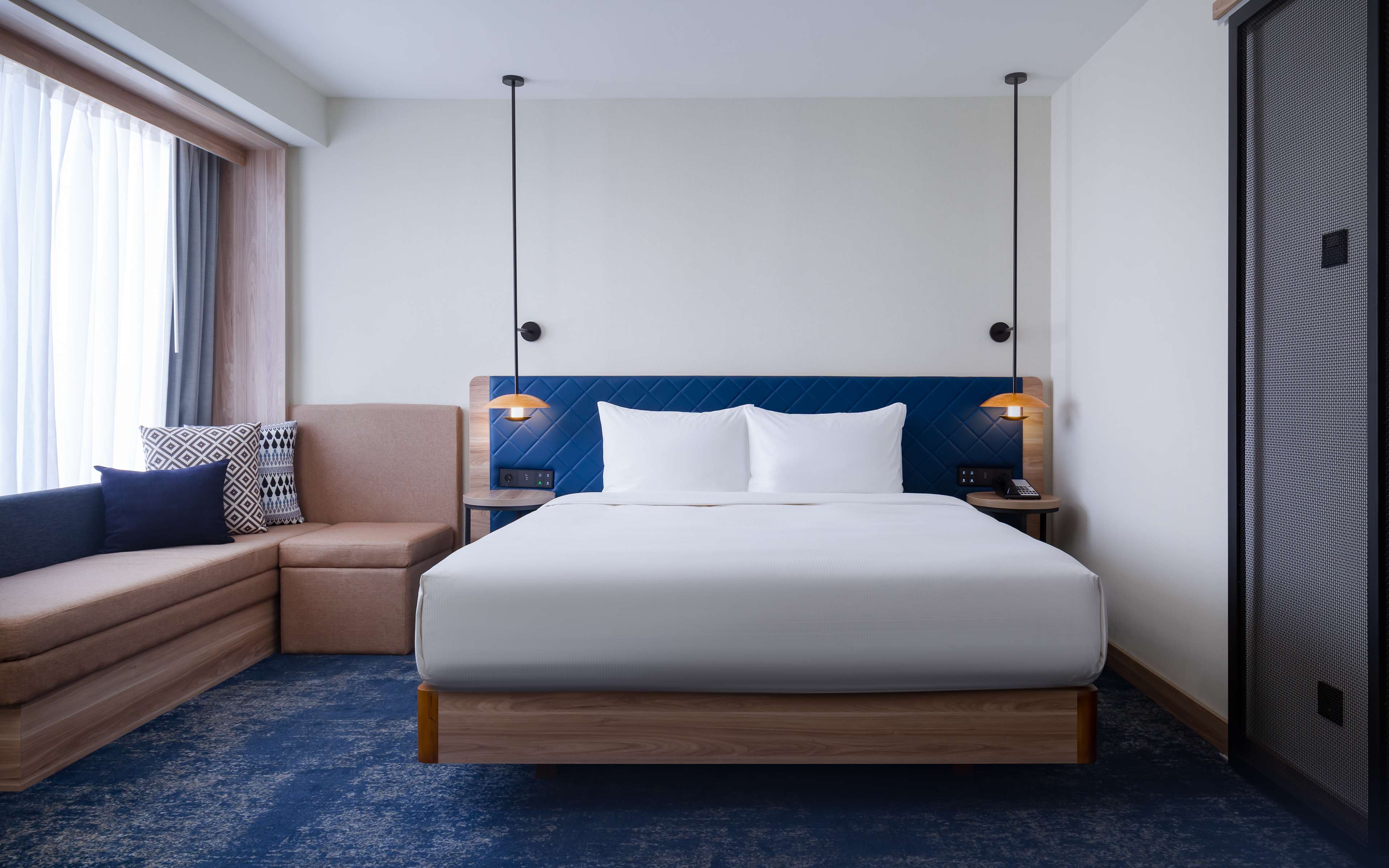 Hilton Garden Inn Samarkand Room Type - KING DELUXE ROOM