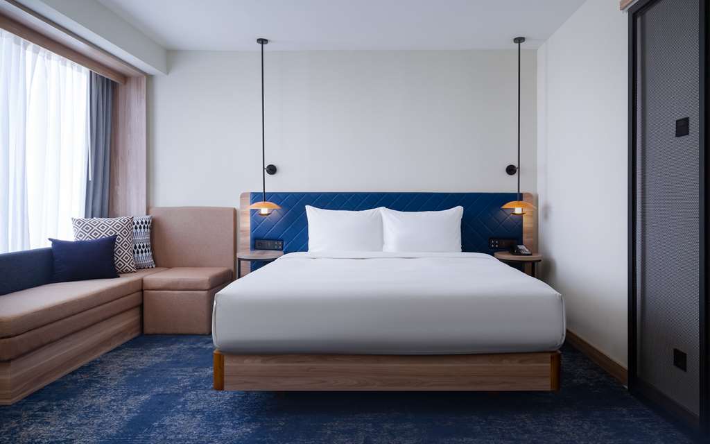 Hilton Garden Inn Samarkand Room Type - KING DELUXE ROOM
