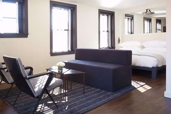 Suite - Dean Hotel Providence - I-95, Exit 37A