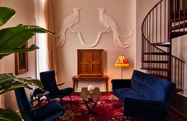 Suite - Siren Hotel Downtown Detroit