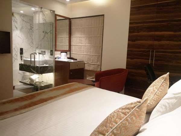 Guest Room,On-Site