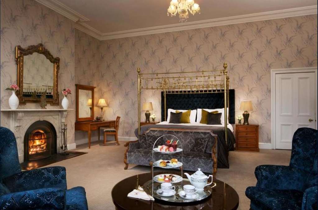 LYRATH ESTATE-guestroom-Guest Room,Suite,On-Site.jpg