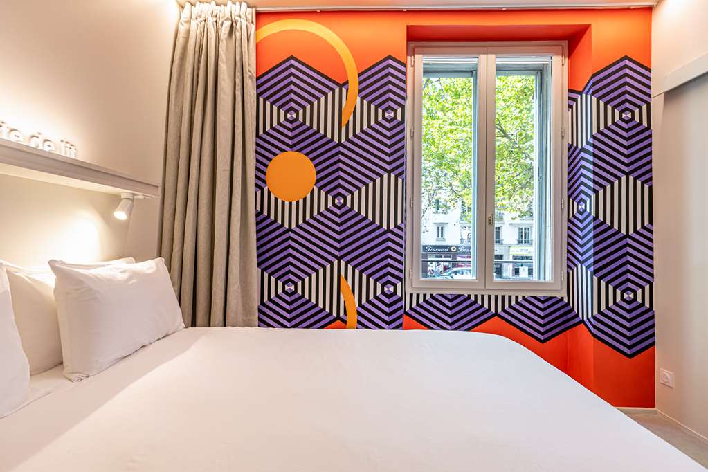 Graphik Montparnasse Hotel
