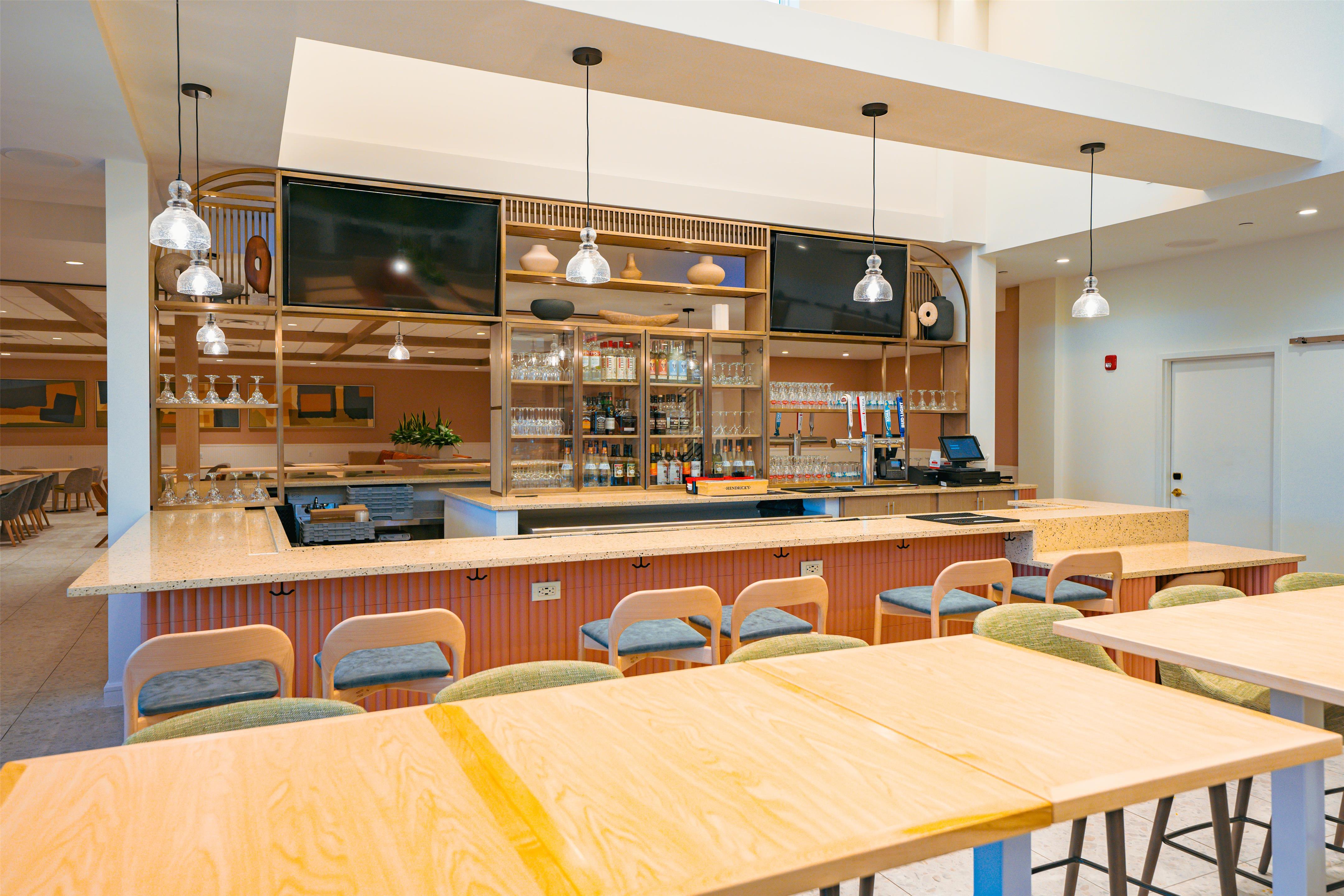 Restaurant | Embassy Suites By Hilton Orlando Sunset Walk