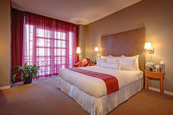 Guest Room,On-Site