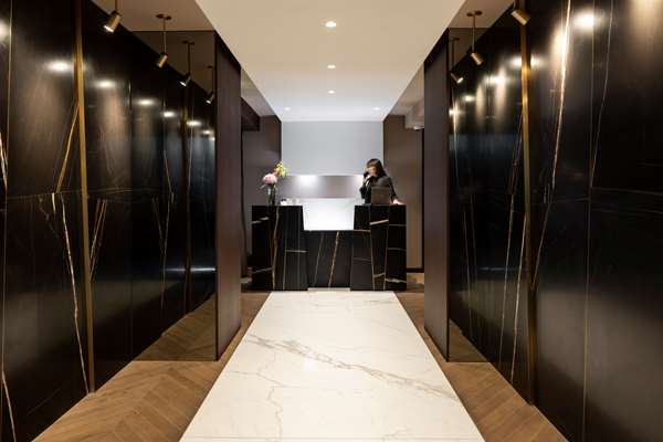 On-Site,Lobby,Reception