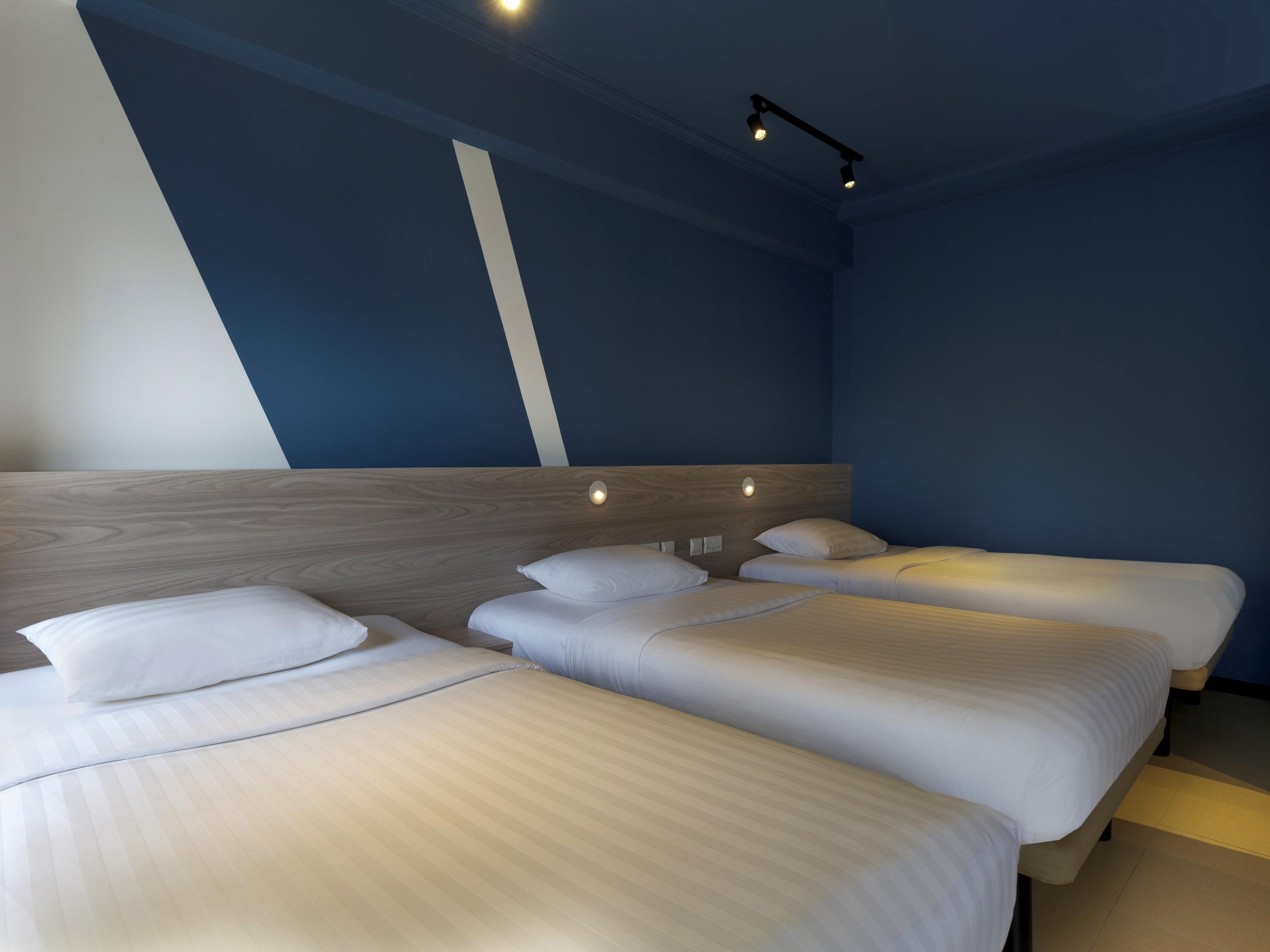 Ibis Budget Phnom Penh Riverside Room Type - Family Room with 3 single bed