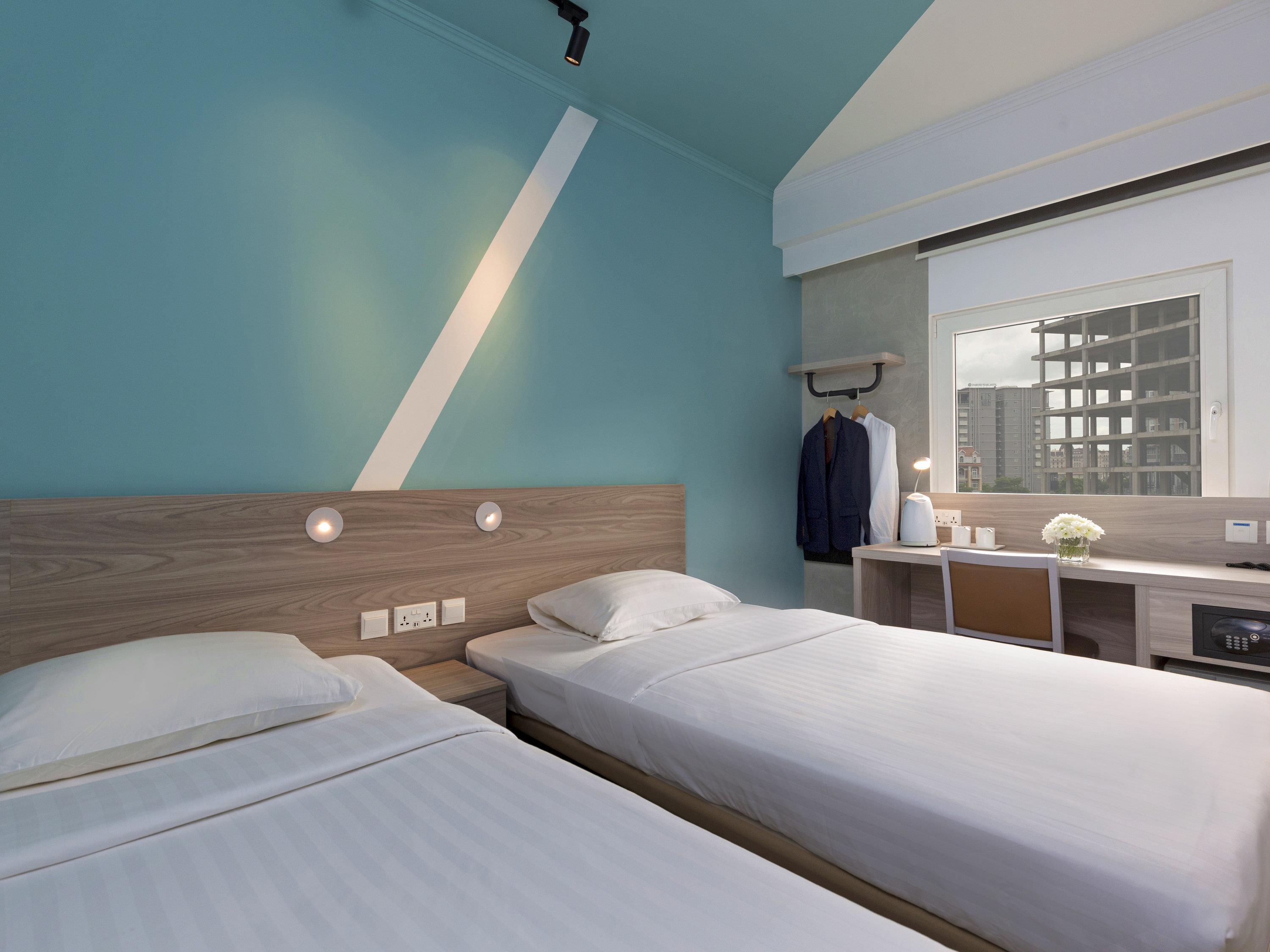 Ibis Budget Phnom Penh Riverside Room Type - Standard Room with 2 single bed