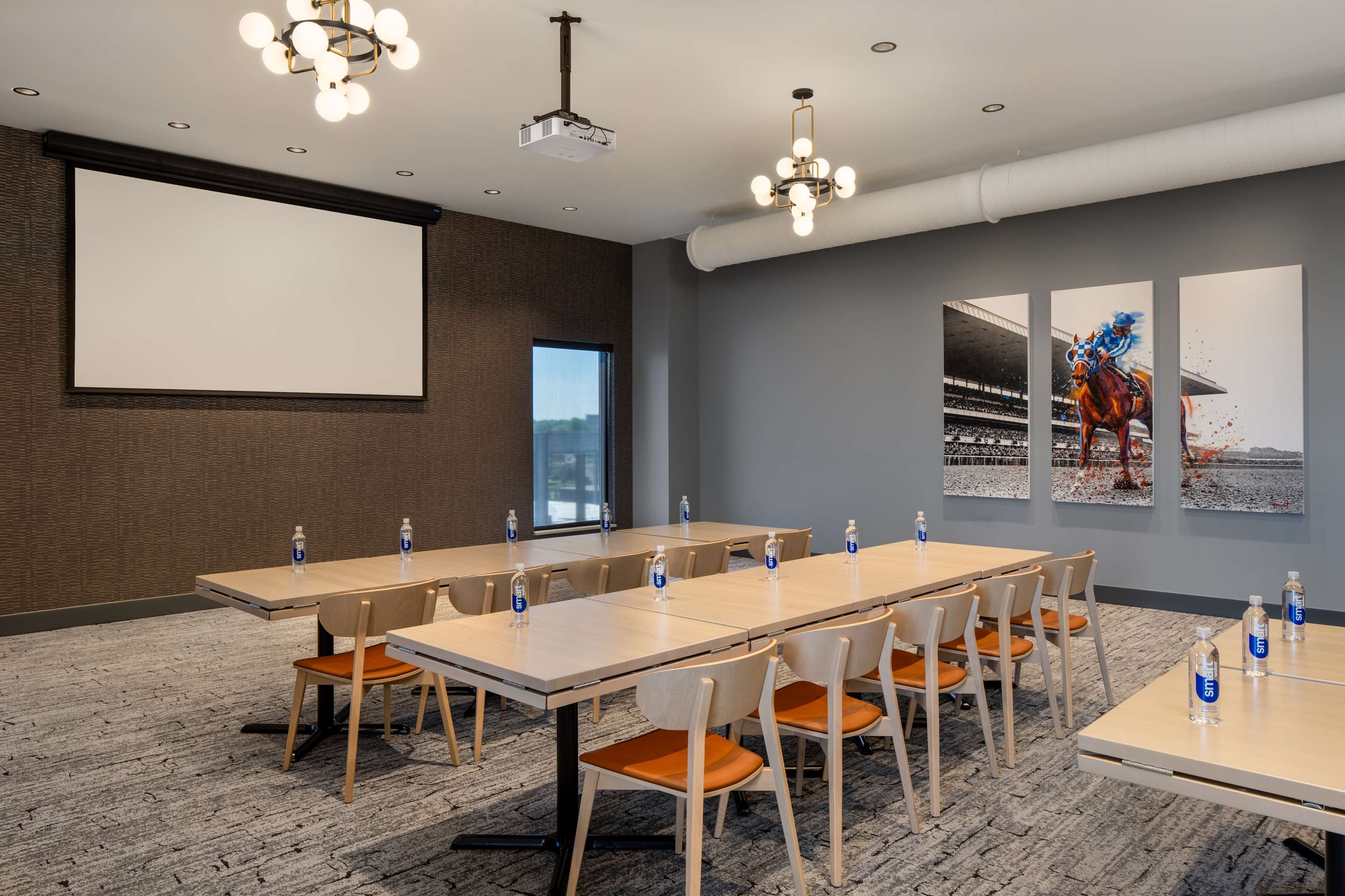 Meeting Room | Tempo By Hilton Louisville Downtown Nulu