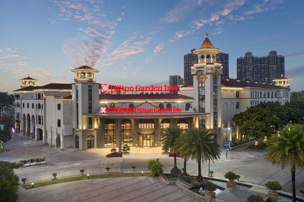 Hilton Garden Inn North Railway Station