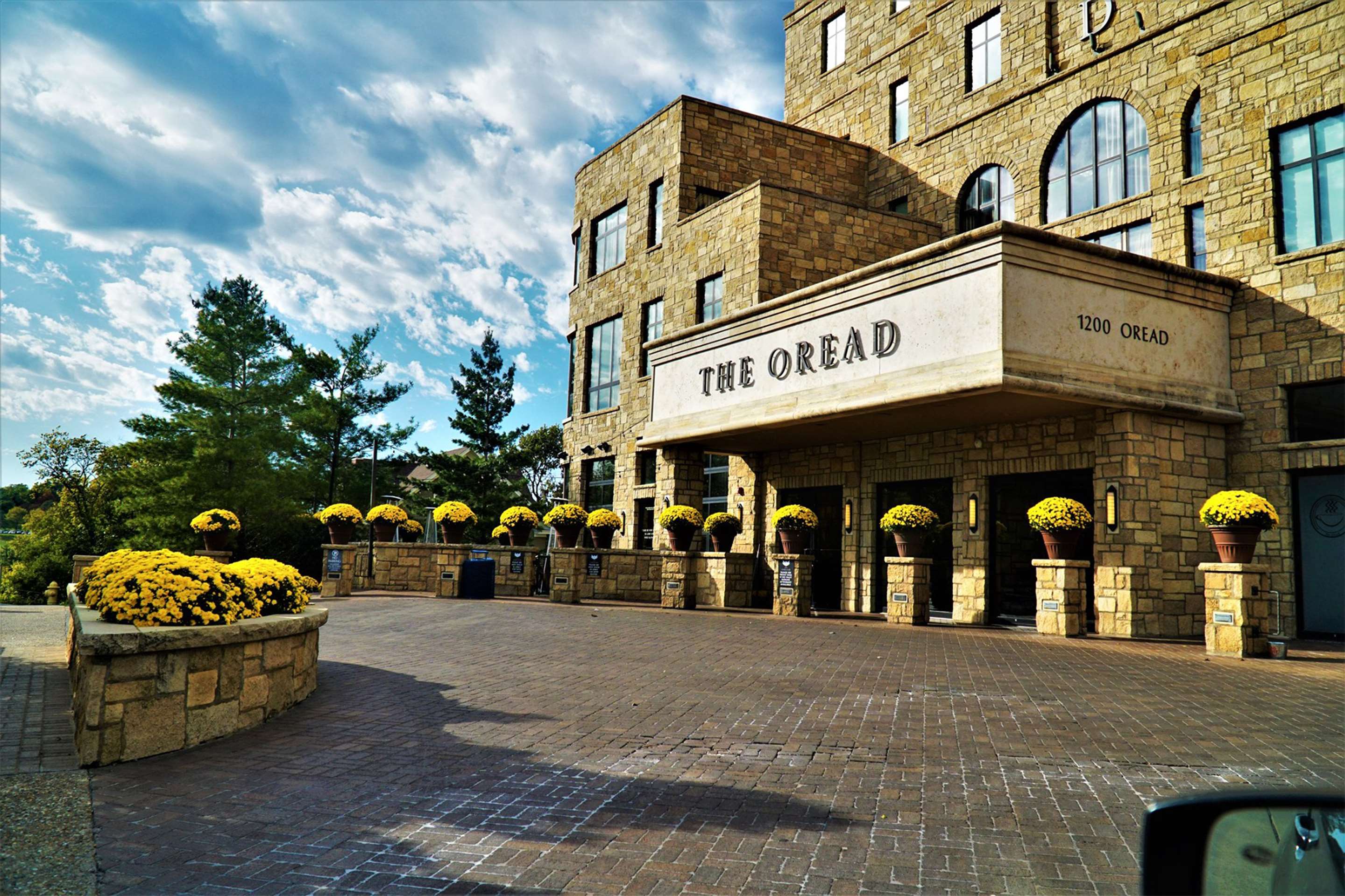Exterior | The Oread Lawrence, Tapestry Collection by Hilton