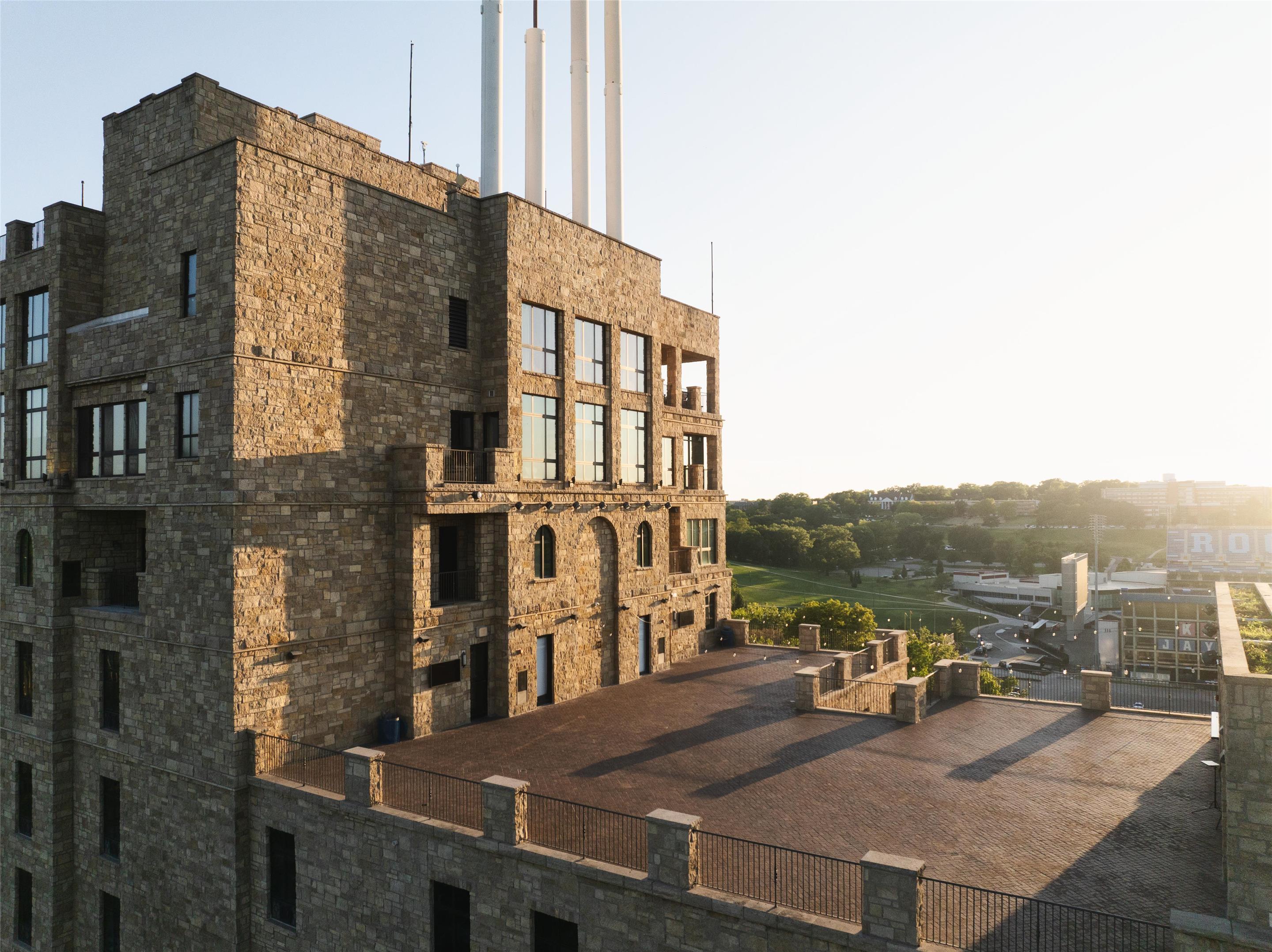 Exterior | The Oread Lawrence, Tapestry Collection by Hilton