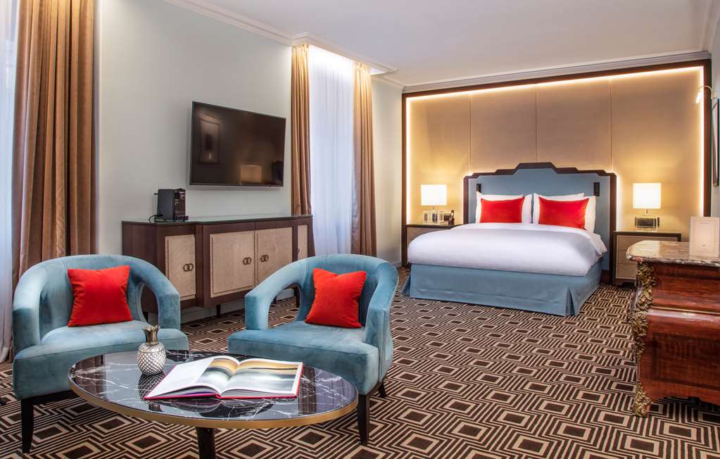 HOTEL BRISTOL GENEVE - Photo 17