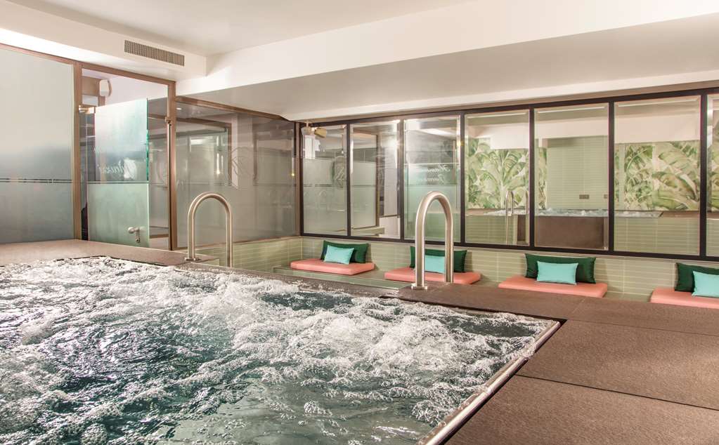 HOTEL BRISTOL GENEVE - Photo 33