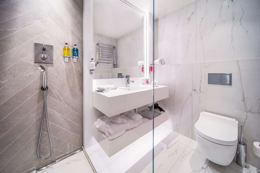 HOTEL BRISTOL GENEVE - Photo 9