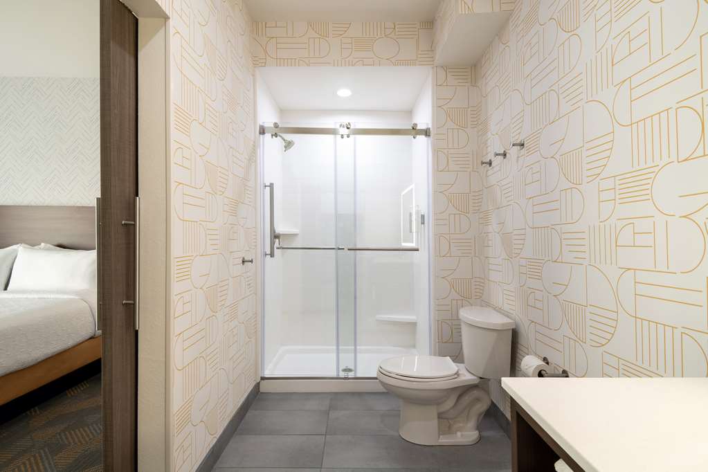 HOME2 SUITES BY HILTON JONESBORO-guestroom-Guest Room,Bathroom,On-Site.jpg