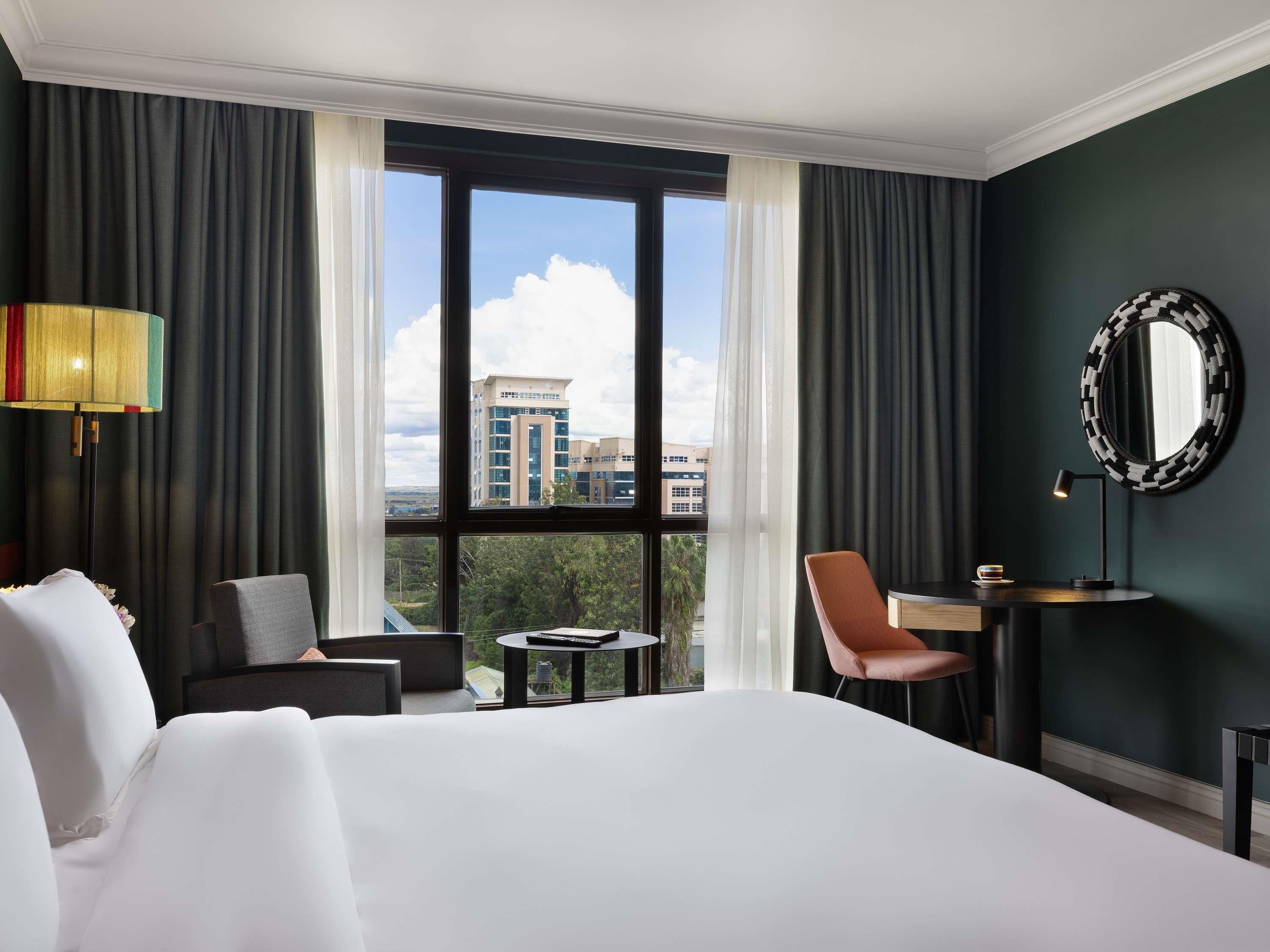 Pullman Nairobi Upper Hill Room Type - Executive Club Room with 1 King-size bed