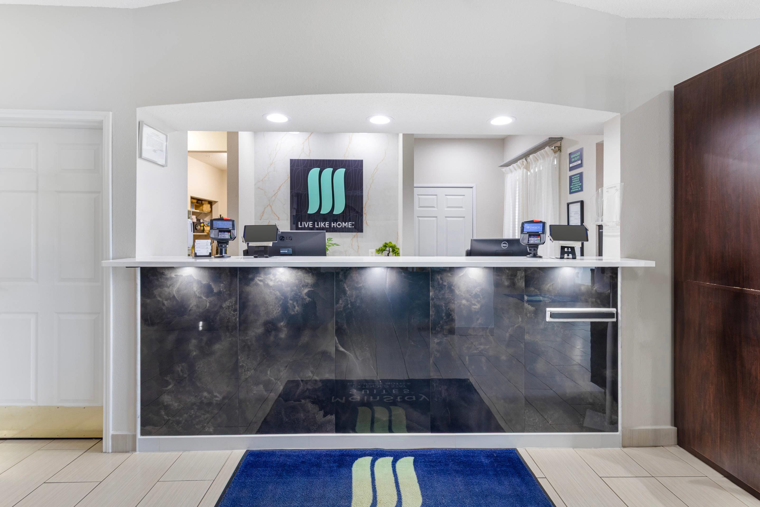 Front desk | MainStay Suites Madison Airport