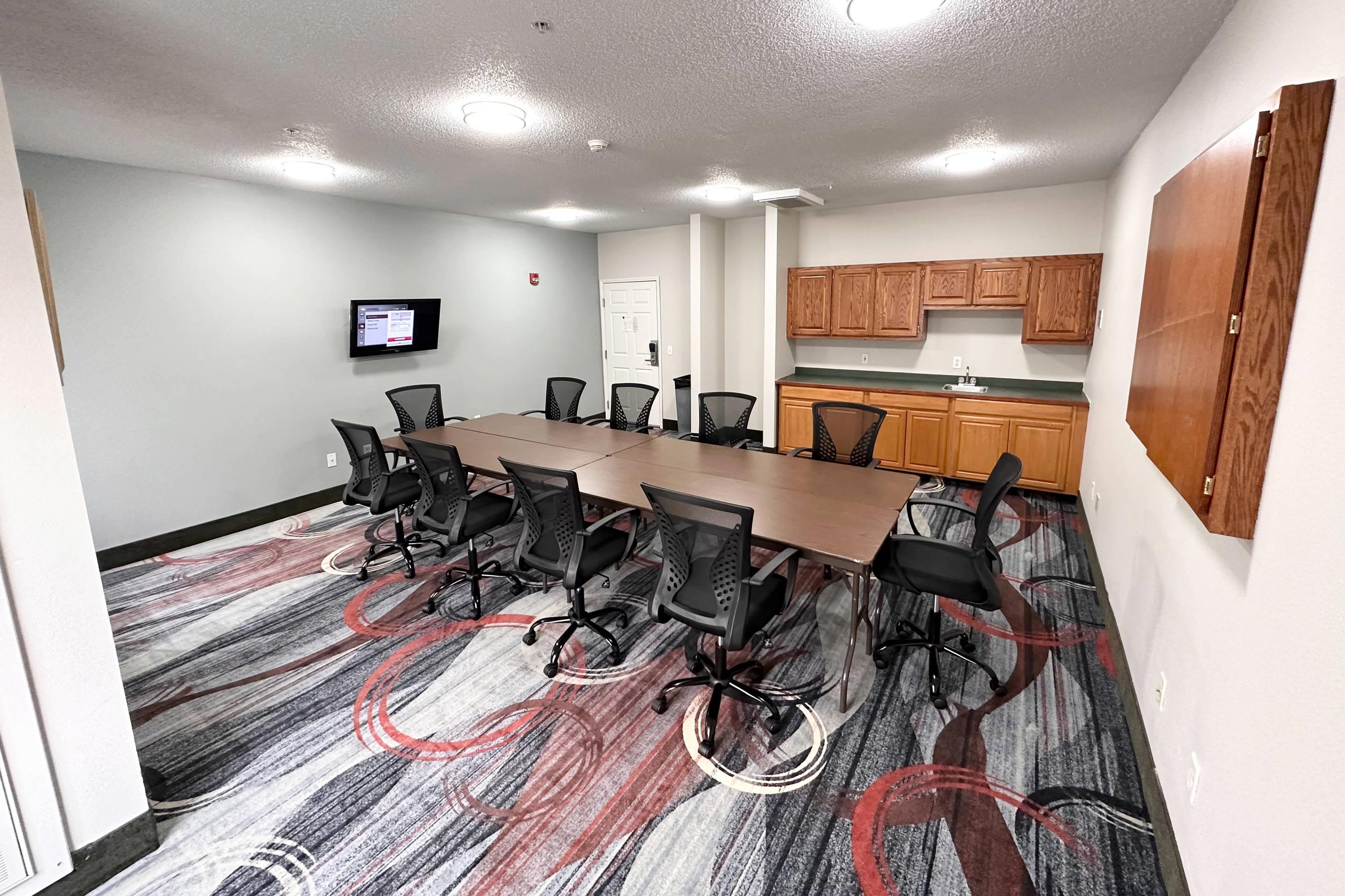 Meeting room | MainStay Suites Madison Airport