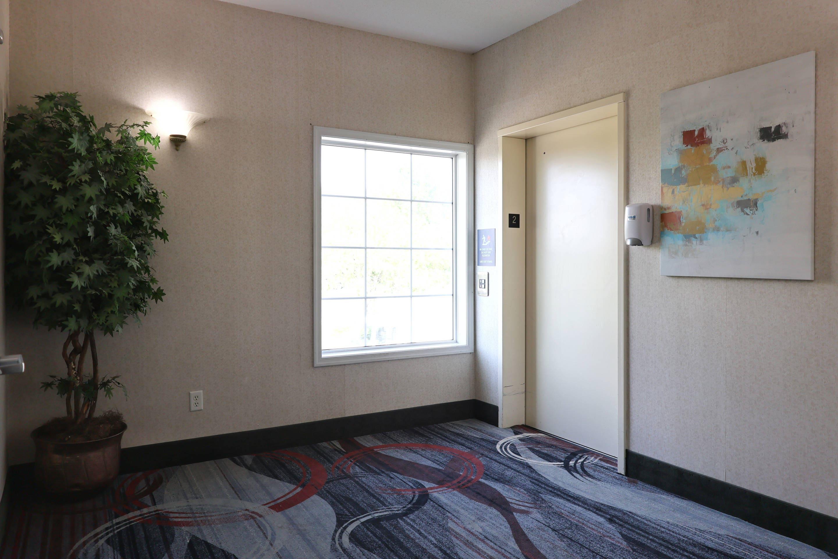Interior corridors | MainStay Suites Madison Airport