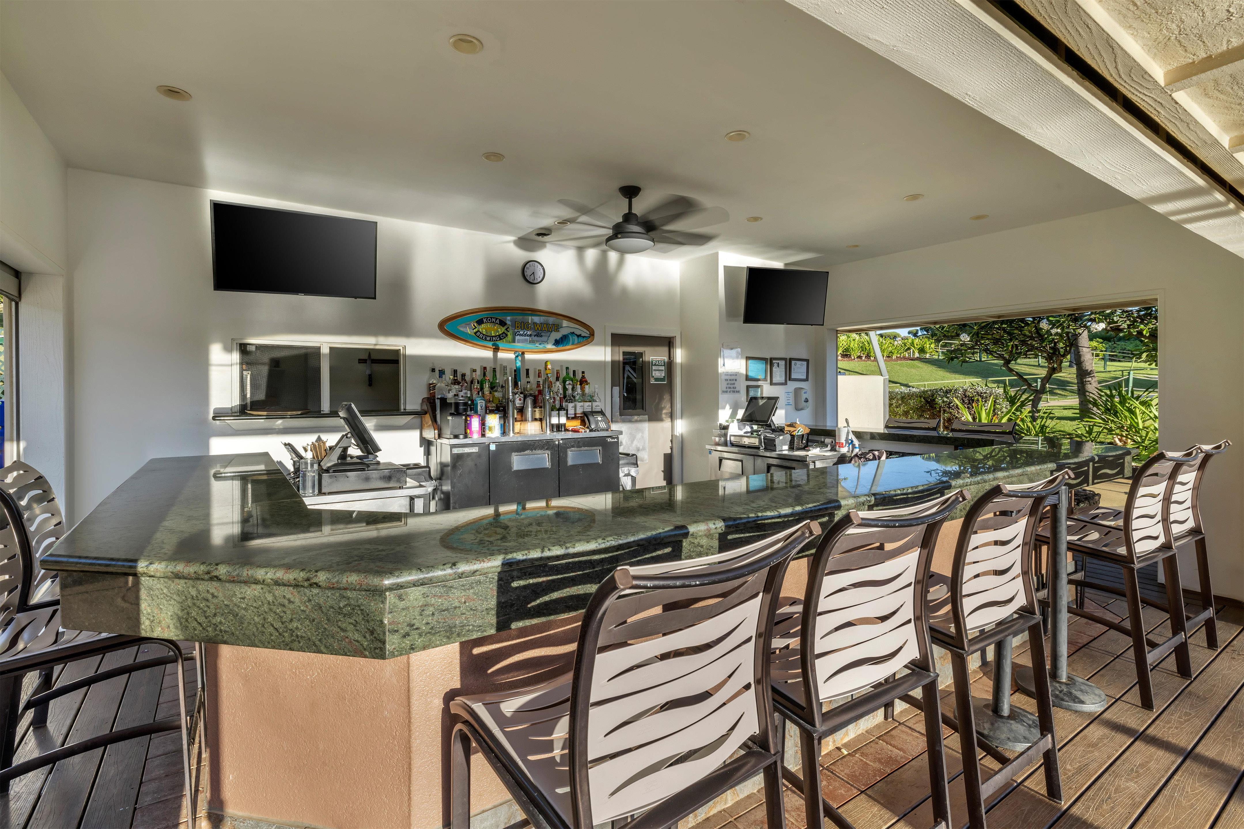 BarLounge | Hilton Vacation Club The Point At Poipu Kauai