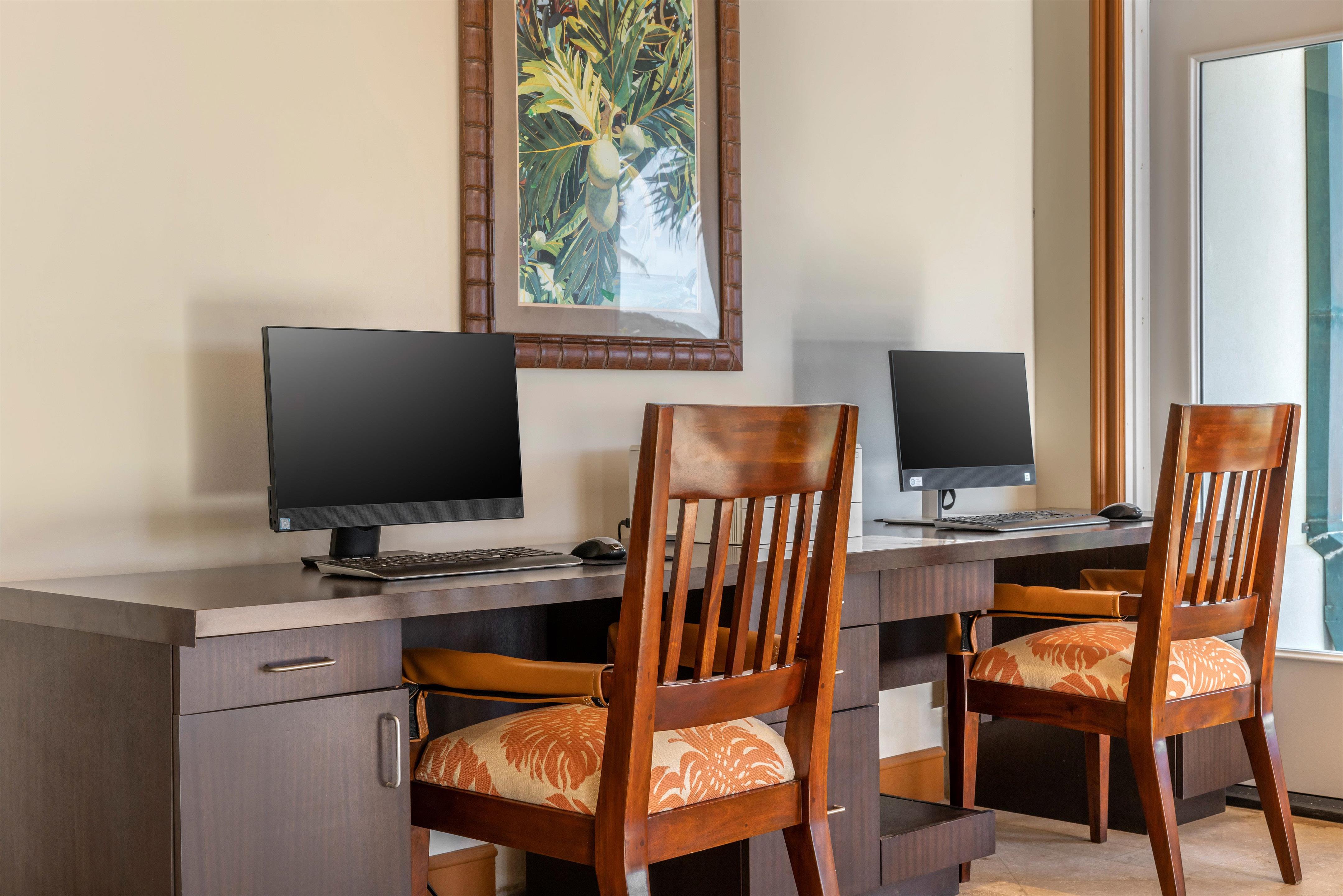 Business Center | Hilton Vacation Club The Point At Poipu Kauai