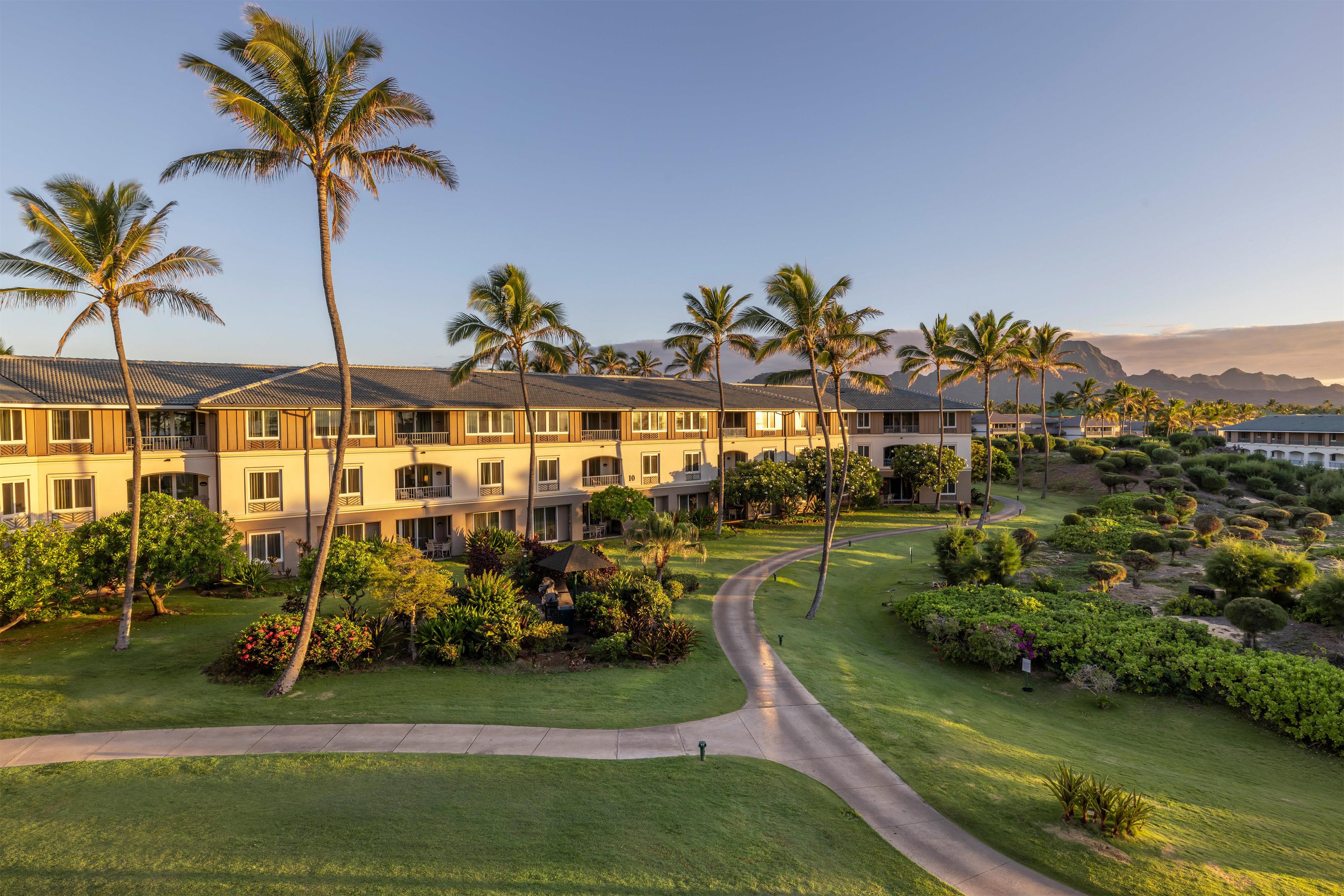 Exterior | Hilton Vacation Club The Point At Poipu Kauai