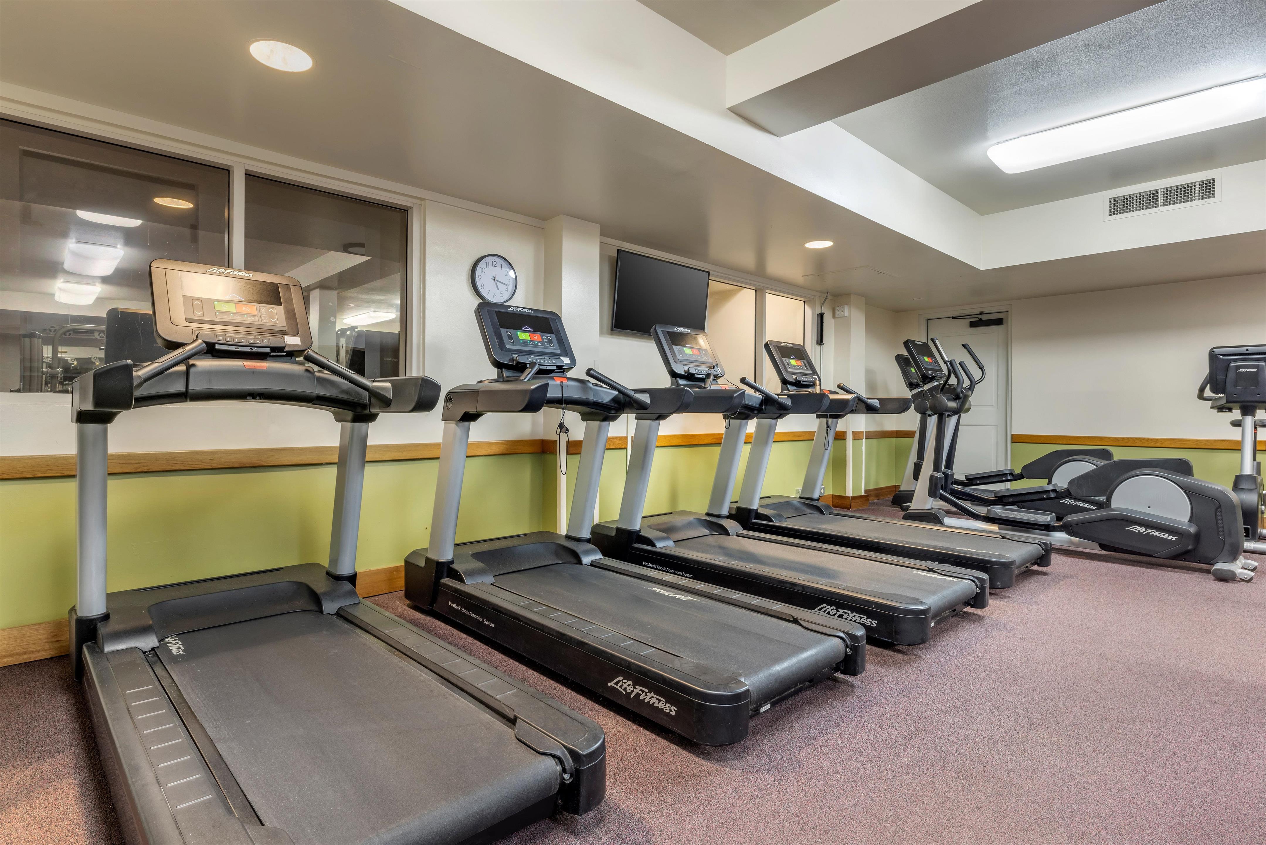 Health club fitness center gym | Hilton Vacation Club The Point At Poipu Kauai