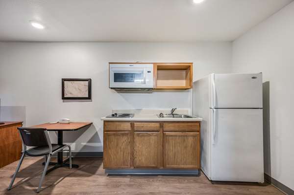  - Extended Stay America Select Suites Bessemer - I-20 & I-59, Exit 108