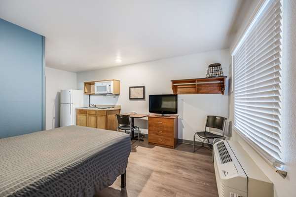  - Extended Stay America Select Suites Bessemer - I-20 & I-59, Exit 108