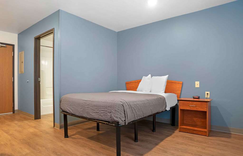 EXTENDED STAY AMERICA SELECT-guestroom-Guest Room,On-Site.jpg