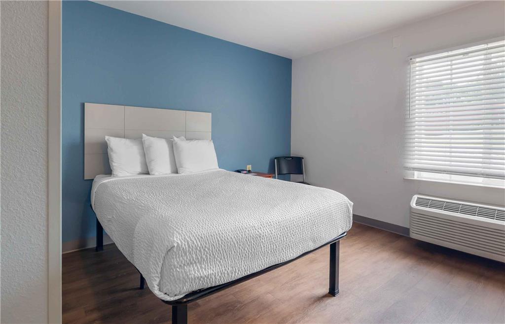 EXTENDED STAY AMERICA SELECT-guestroom-Guest Room,On-Site.jpg