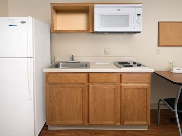  - Extended Stay America Select Suites South Akron