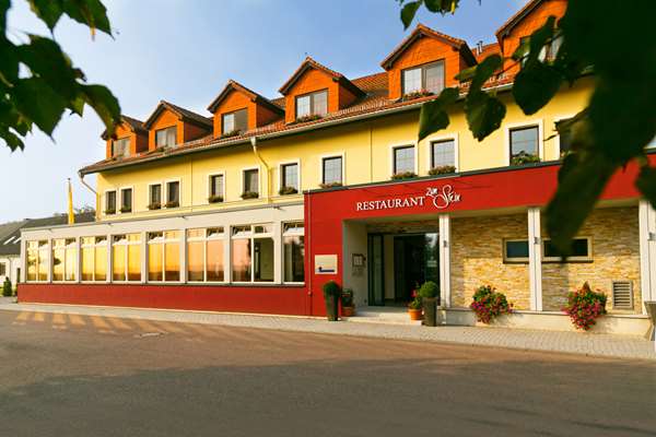 On-Site,Outdoor/Exterior,Exterior View of Building