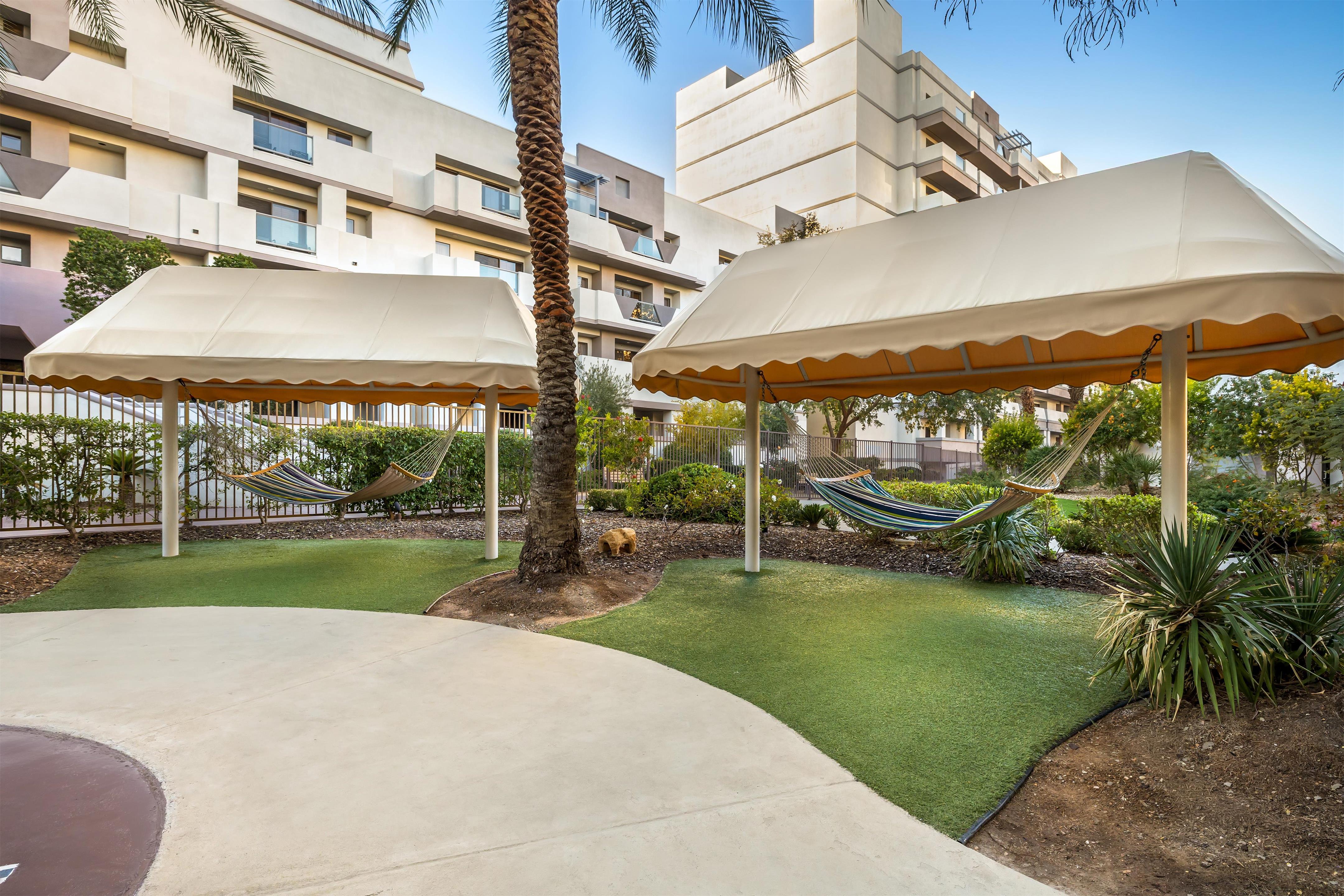 Exterior | Hilton Vacation Club Cancun Resort Las Vegas