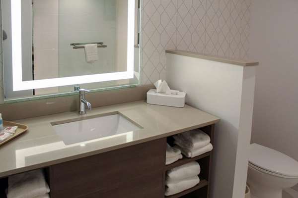  - Comfort Suites Richmond - I-70, Exit 156A