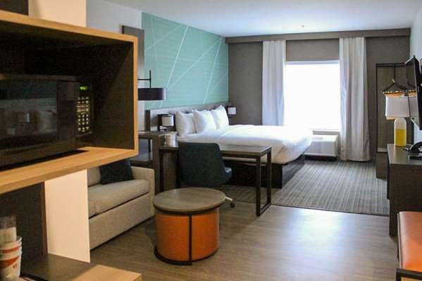 Suite - Comfort Suites Richmond - I-70, Exit 156A