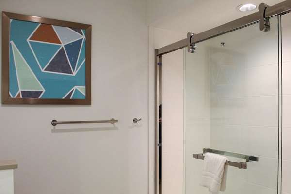  - Comfort Suites Richmond - I-70, Exit 156A