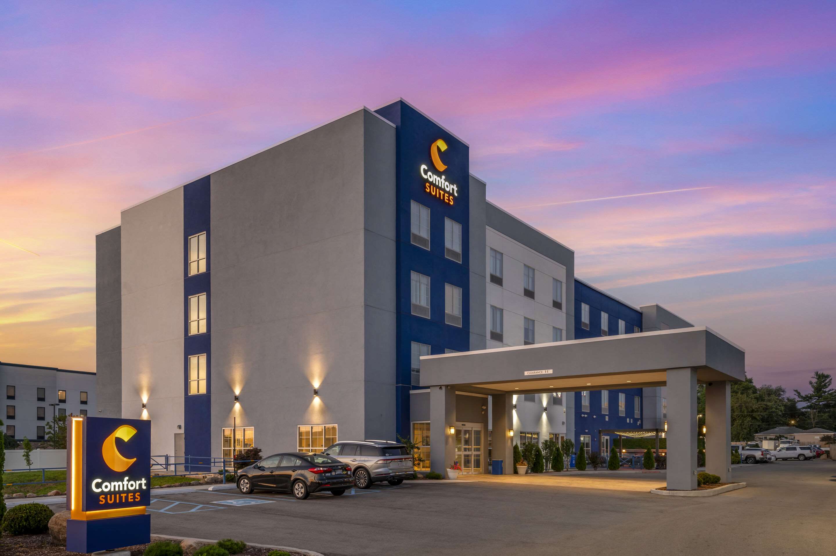 Twilight | Comfort Suites