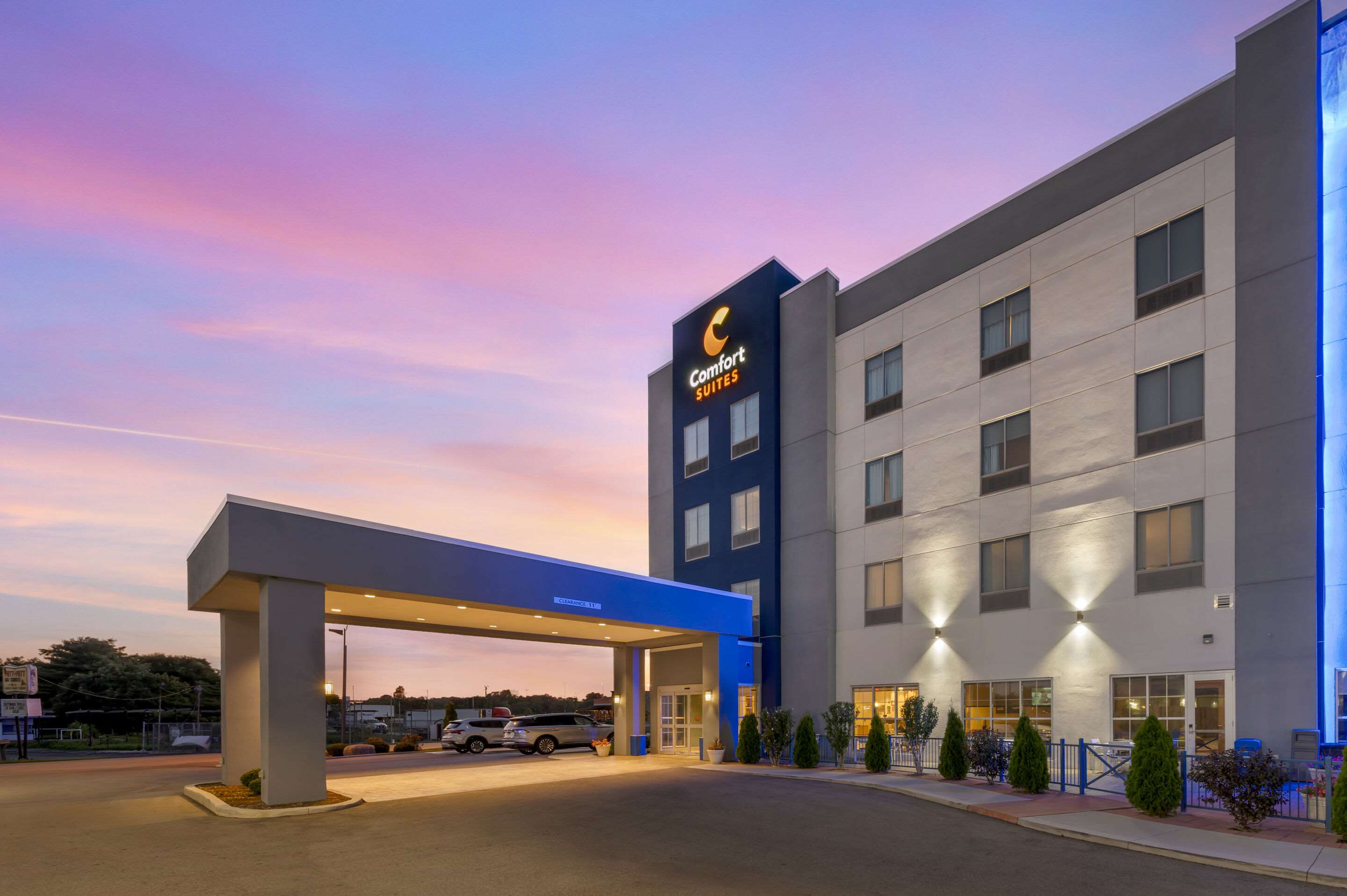 Twilight | Comfort Suites