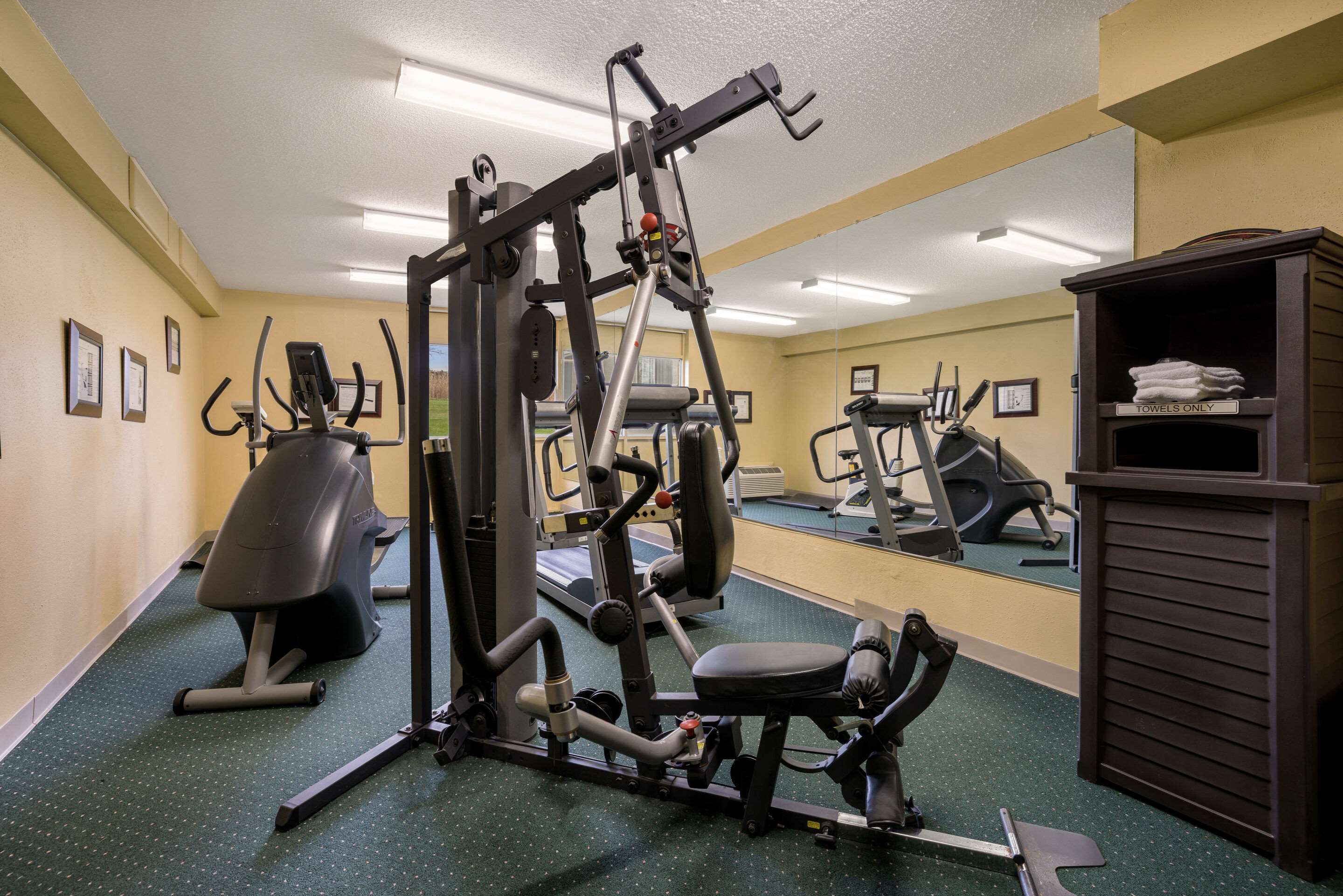 Fitness center | Suburban Studios Syracuse Fairgrounds